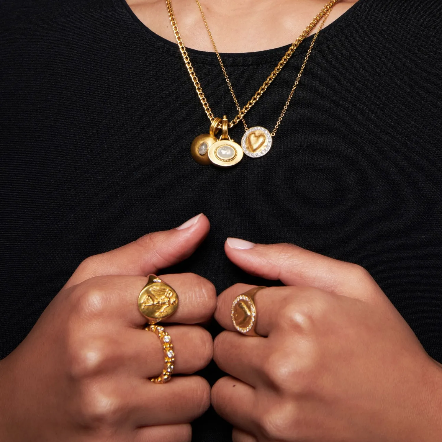 Diamond Niki Signet Ring in Yellow Gold