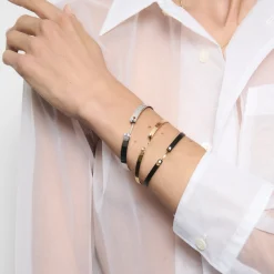 Midnight in Manhattan Mood Bangle in Yellow Gold