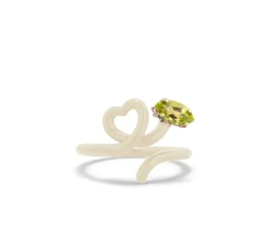 Panna Baby Vine Heart Ring with Peridot