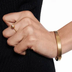 White Diamond Karko Ring in Yellow Gold