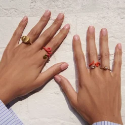 White Diamond Karko Ring in Yellow Gold