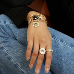 White Diamond Leo Signet Ring in Yellow Gold