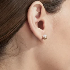 Yellow Gold 135° Half Pearl Single Stud Earring